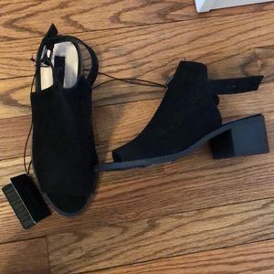 Casual open toe heeled sandal